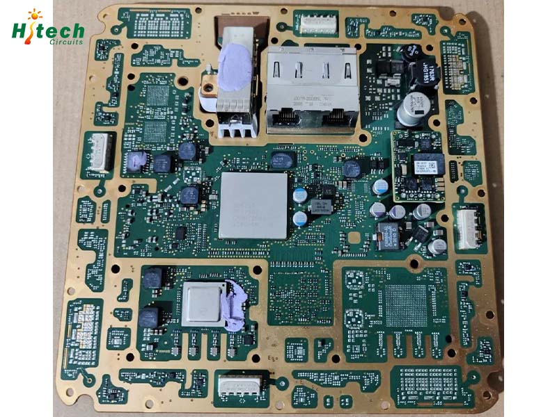 Почему материалы на основе тефлона (PTFE) незаменимы в высокочастотных печатных платах